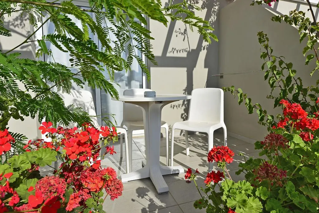 ****  Mon Repos Hotel Айя-Напа Кипр