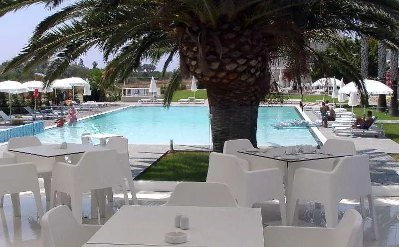 Mon Repos Hotel Ayia Napa 4*,